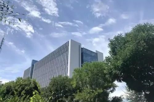 “青海國投”900億負(fù)債壓頂，15億永續(xù)債被要求分期除本兌付