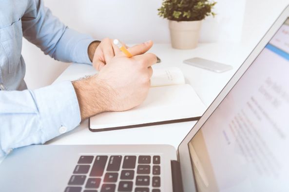 30.04億長城金融大廈出售；步步高再出售重慶兩公司；多家物管公司香港IPO|地產投資周報