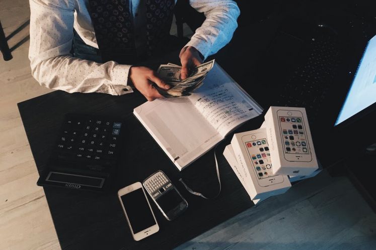 “航空制造巨頭”進(jìn)入重整，業(yè)績連續(xù)6年虧損